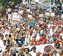 {F2E492ED-E9D1-44C2-920D-AC6D267E5896}_2008mai05_greveprofPA